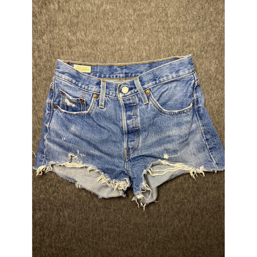 Levis Premium 501 Original Cut Off Denim Shorts Medium Wash Blue W25 56327-0032